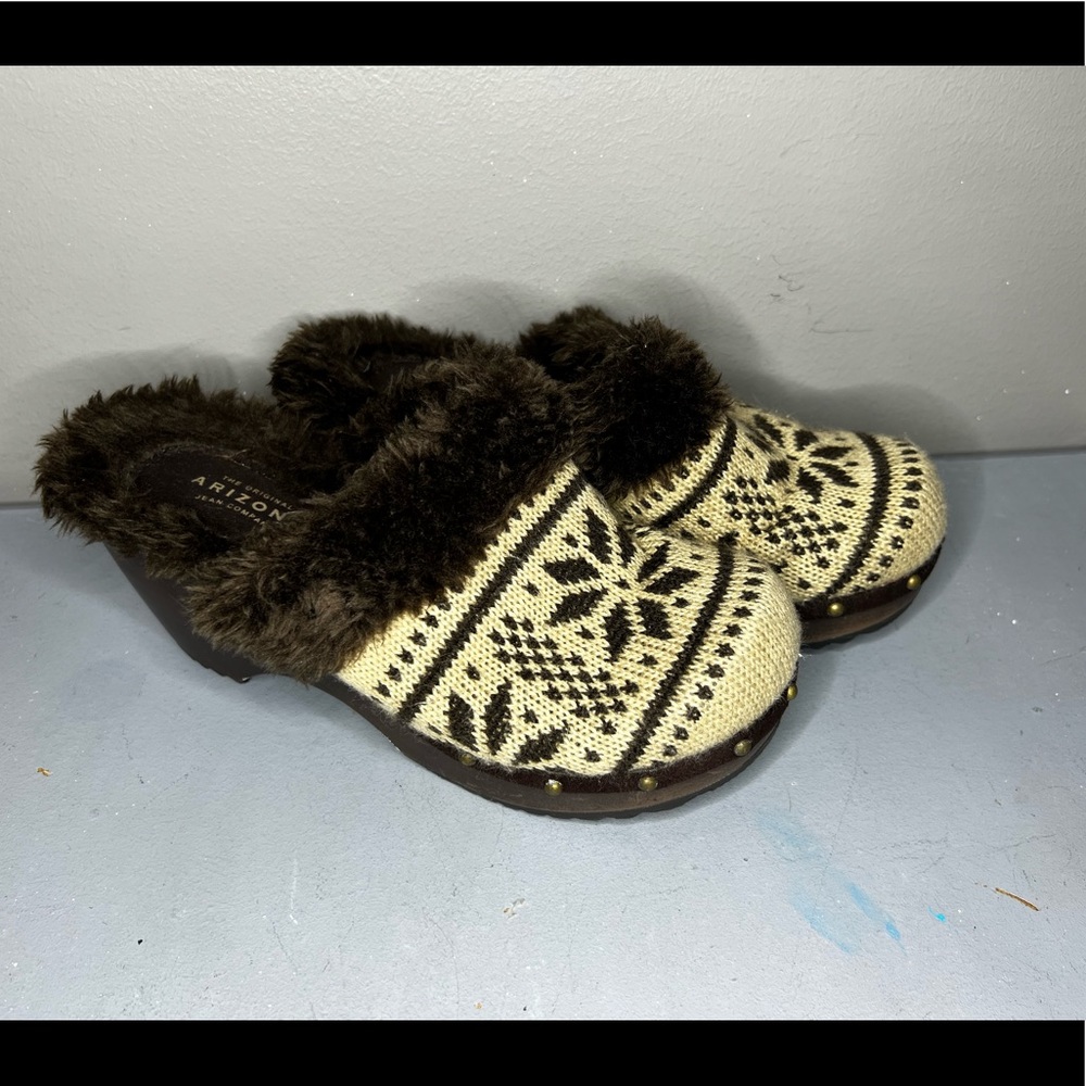 Clogs - Picture 2 of 5